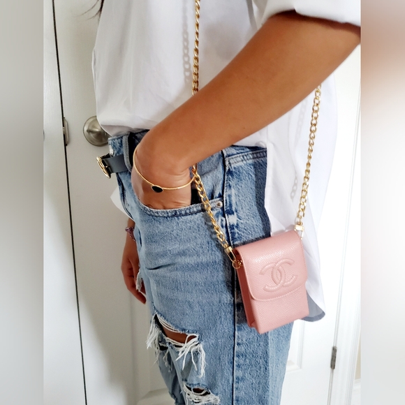 CHANEL Micro CC Flap WOC / Crossbody / Purse / Wallet - Picture 3 of 13